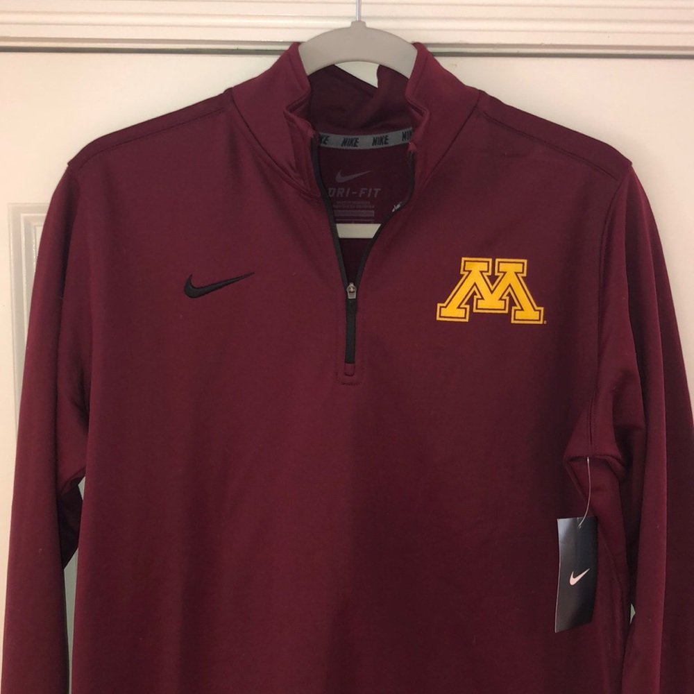 Nike pullover Minnesota size large